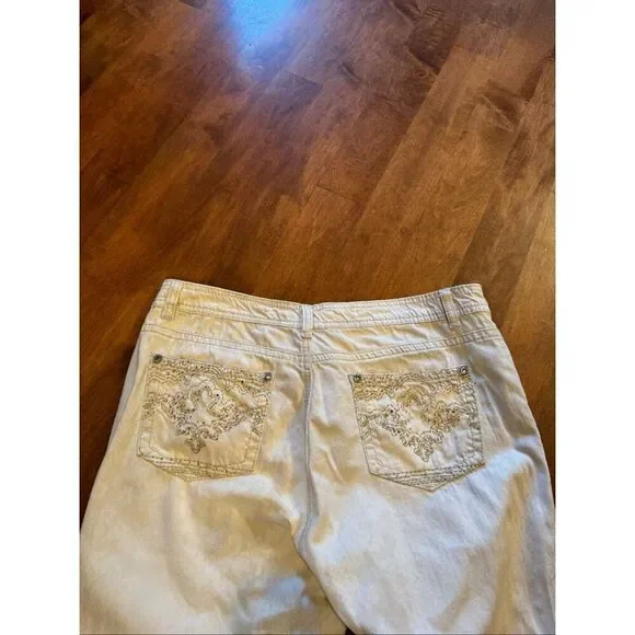 Woman’s Reba jeans size 14 with bling - Picture 6 of 7